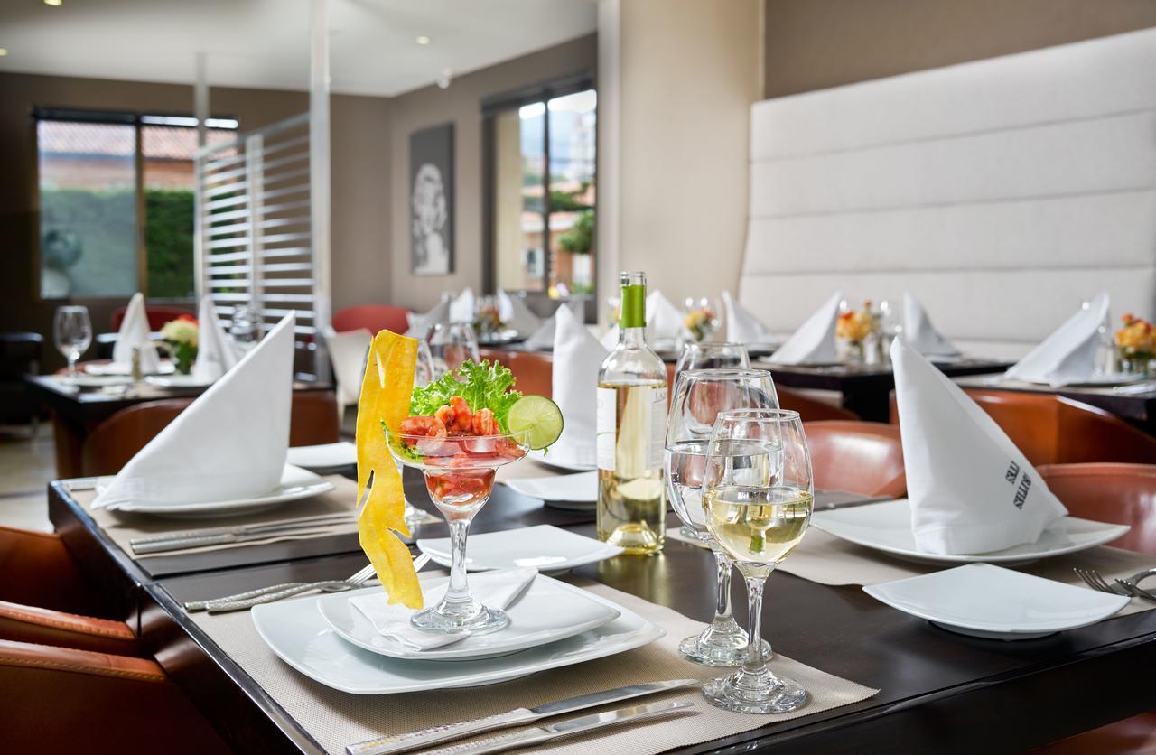 Hotel Celebrities Suites Bogotá Zewnętrze zdjęcie